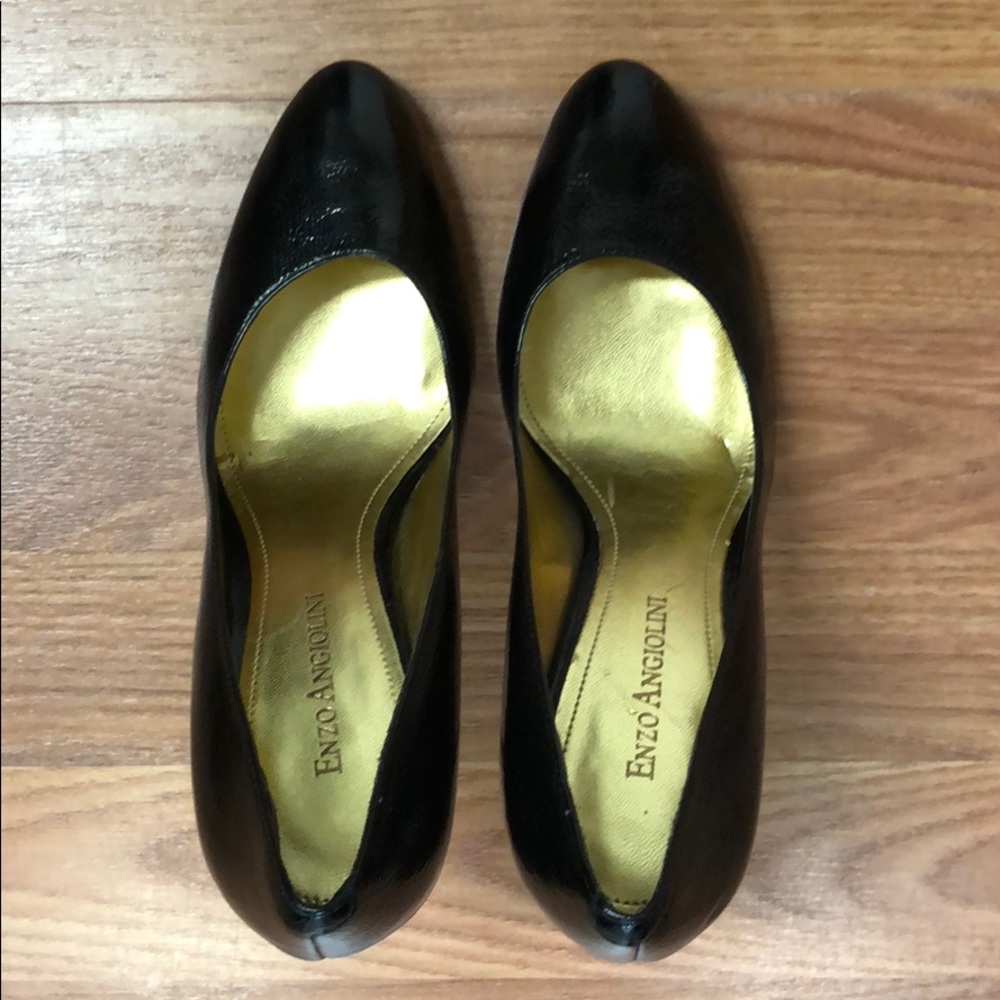 ENZO ANGIOLINI Black Pumps